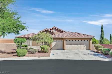 6449 Raptor Ct North Las Vegas, NV 89084