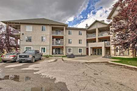 4000 Citadel Meadow Point NW #205 Calgary, AB T3G 5N5