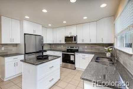 10611 Wynspire Way Highlands Ranch, CO 80130
