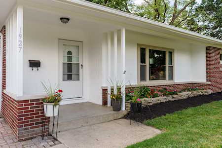 1927 Harwitch Road Columbus, OH 43221