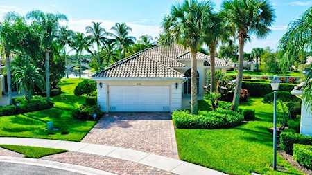 8198 Xanthus Lane Wellington, FL 33414