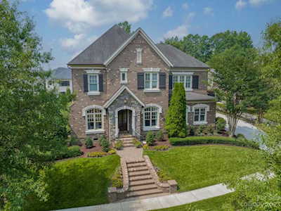 9505 Heydon Hall Circle Charlotte, NC 28210
