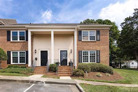 6825 Constitution Ln Charlotte, NC 28210