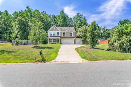 7127 Friar Tuck Ln Mint Hill, NC 28227