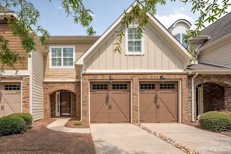 8432 Loxton Circle Charlotte, NC 28214
