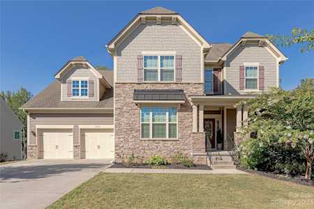 2300 Gallberry Ln Waxhaw, NC 28173