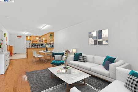 625 Madison St #105 Oakland, CA 94607
