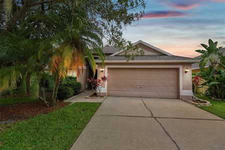 11836 Derbyshire Dr Tampa, FL 33626