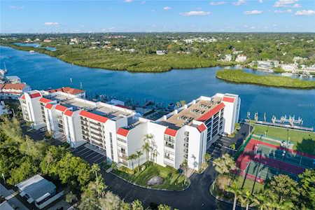 19111 Vista Bay Dr #609 Indian Shores, FL 33785