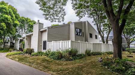 5516 Bimini Drive Minnetonka, MN 55343