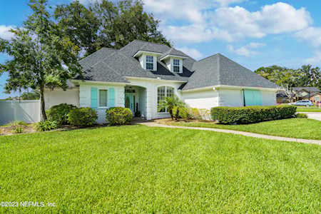 4456 Bay Harbour DR Jacksonville, FL 32225