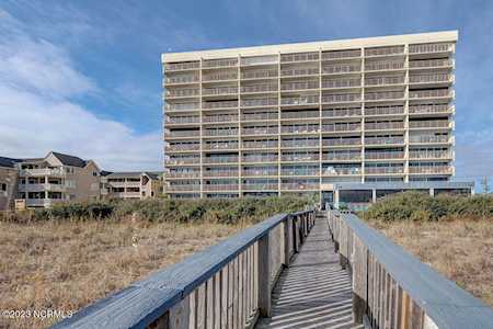 1403 S Lake Park Blvd Carolina Beach, NC 28428