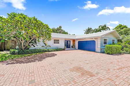 1556 Juno Isles Boulevard North Palm Beach, FL 33408