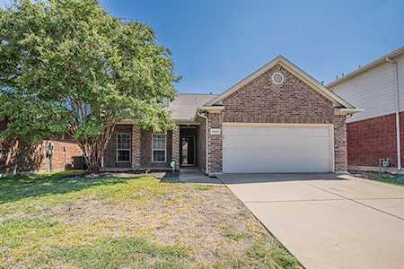 5904 Center Ridge Drive Fort Worth, TX 76131