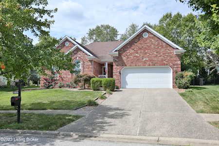 13808 Lakemont Ct Louisville, KY 40299