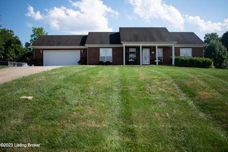 1013 Creek Pointe Dr Coxs Creek, KY 40013