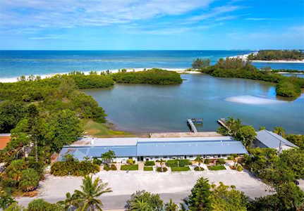 380 N Shore Rd #6 Longboat Key, FL 34228