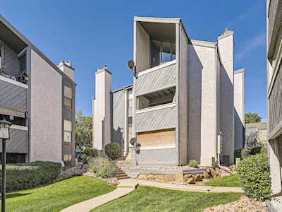 9817 E Peakview Ave #G08 Englewood, CO 80111