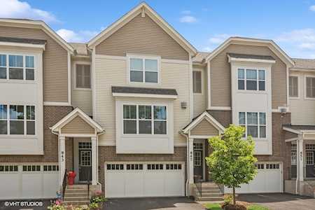 847 W Chase Ln Palatine, IL 60067