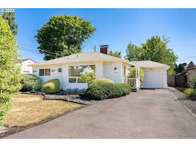 12160 SW Greenwood ST Beaverton, OR 97005