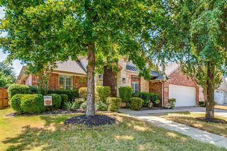 7033 San Luis Trail Fort Worth, TX 76131