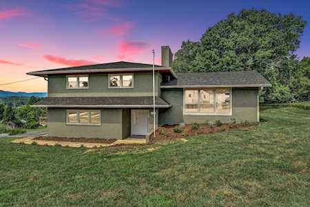 5539 Stearnes Roanoke, VA 24018