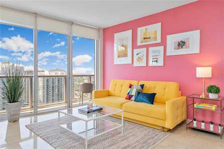 485 Brickell Ave #4206 Miami, FL 33131