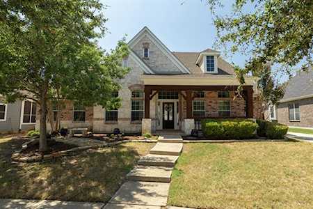 421 Copper Circle Lantana, TX 76226