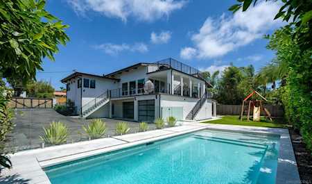 1524 Burgundy Encinitas, CA 92024