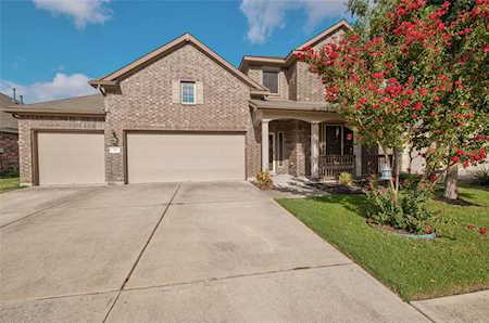 395 Sandstone TRL Buda, TX 78610