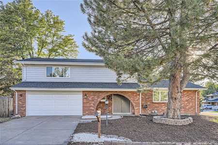 2403 S Lima Way Aurora, CO 80014