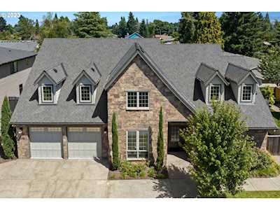 465 NW 11th PL Canby, OR 97013