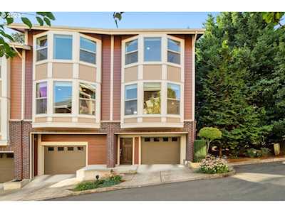 4264 S Corbett AVE #12 Portland, OR 97239