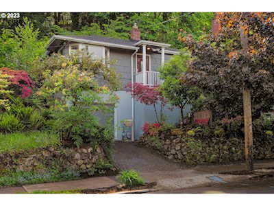 3484 NW Thurman ST Portland, OR 97210