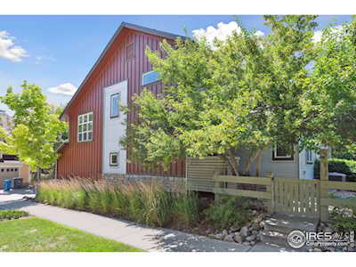 2697 Hedgerow Cir Lafayette, CO 80026