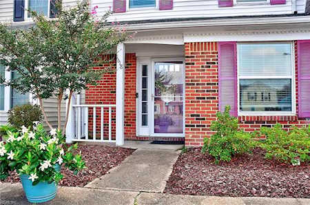 1618 Riverstone Dr Virginia Beach, VA 23464