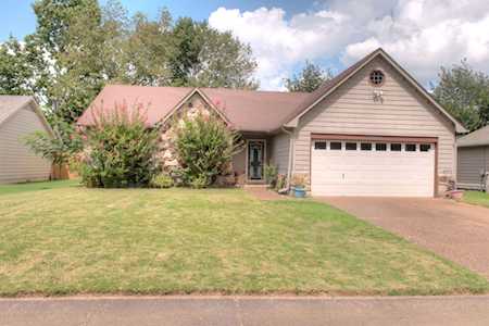 6652 Elmore Ridge Ln Memphis, TN 38134