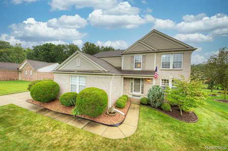48235 Greenwich Ln Canton Twp, MI 48188
