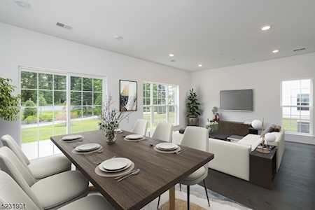 76 Harvest Way Little Falls Twp., NJ 07424