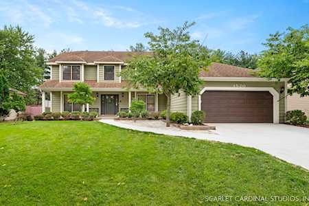 1520 Lantern Circle Naperville, IL 60540