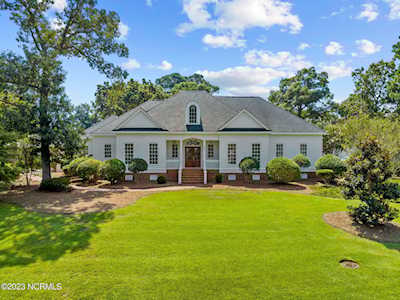 2208 Masons Point Place Wilmington, NC 28405