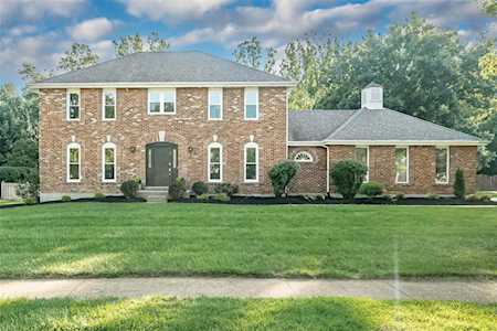 14014 Boxford Court Chesterfield, MO 63017