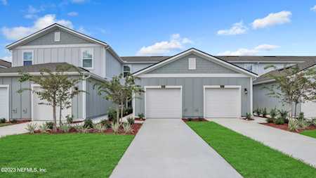 9035 Gifford DR Jacksonville, FL 32220