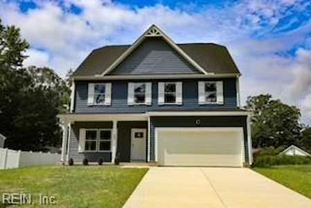 185 Shanya Ct Newport News, VA 23606