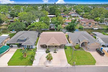 8 Citrus Dr Palm Harbor, FL 34684
