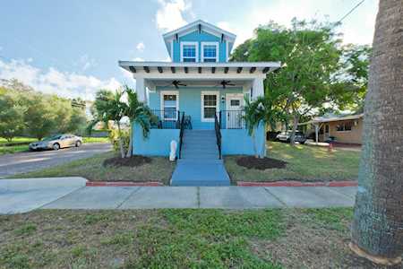 222 Hope St Tarpon Springs, FL 34689