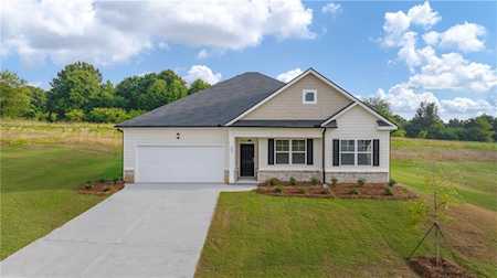 187 Creek View Lane Dacula, GA 30019