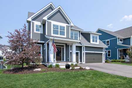 9177 Red Oak Trail Woodbury, MN 55129