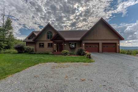 42 Point of View Dr Franconia, NH 03580