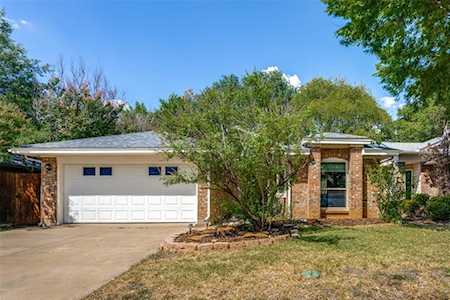 1241 Boardwalk Street Arlington, TX 76011